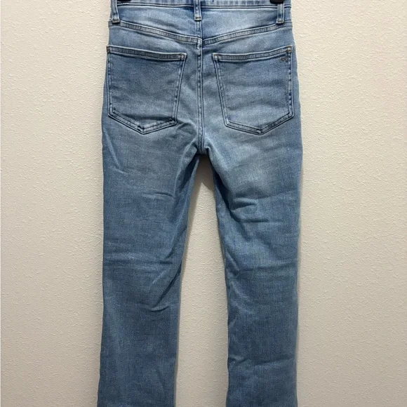 Madewell Mid-Rise Kick Out Blue Jeans - Picture 10 of 14